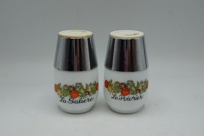 Vintage La Saliere Le Poivrier Salz- & Pfefferstreuer aus Milchglas Gemco