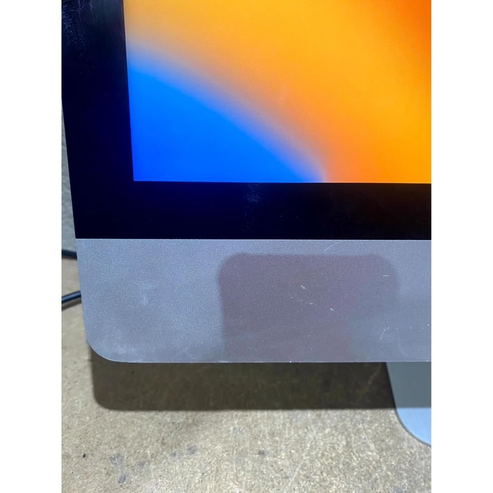 Apple iMac A1418 All-in-One Desktop Only Silver 21.5" HD Display Intel Core i5 - Image 4 of 4