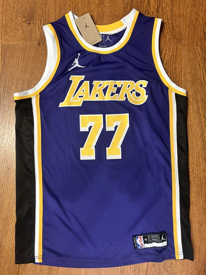 Rob Pelinka Signed Autograph Luka Doncic Jersey Los Angeles Lakers PSA/DNA COA - Image 3 of 3