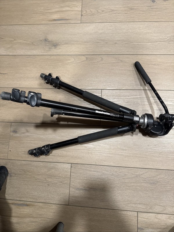 Monfrotto 190xb Tripod With 128rc Fluid Head And Base
