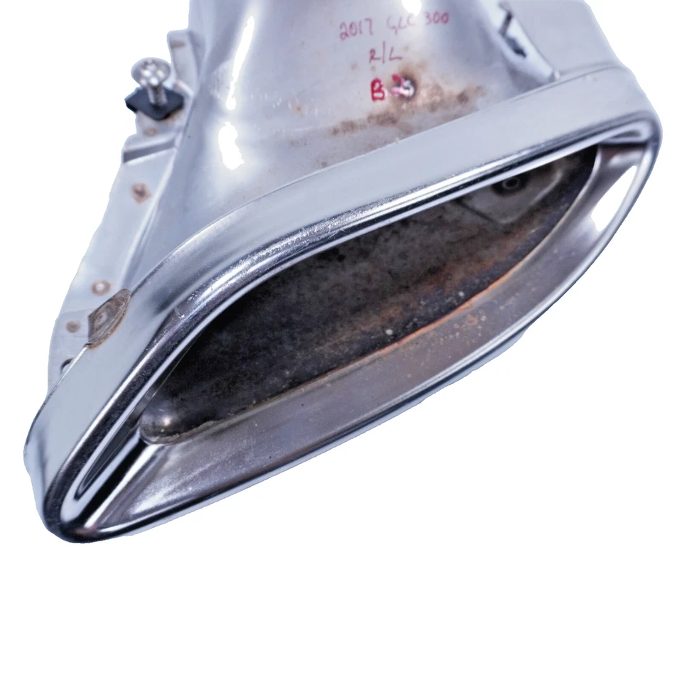 Mercedes GLC300 2015-2018 punta de tubo silenciador escape conductor izquierdo A2054900300 OEM Foto 4 de 4