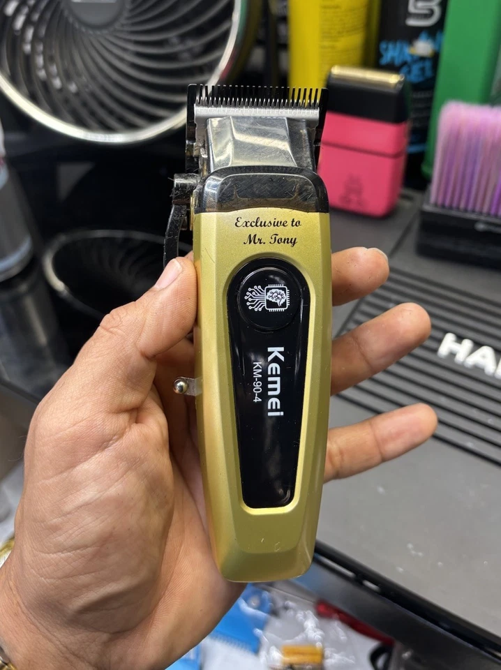 Cortapelos profesionales Kemei KM-90-4 (CUCHILLA CRUJIENTE) Foto 2 de 3