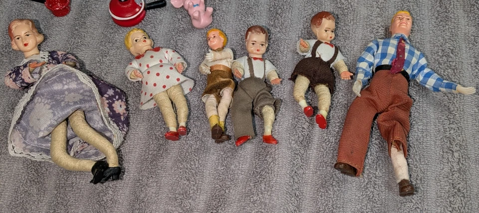 Vintage German Caco Dolls Dollhouse Lot of 6 Thread Wrapped Bendable + Misc - Image 2 of 3