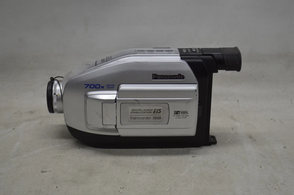 Panasonic PV-L354D Camcorder Palmcorder - Image 2 of 4