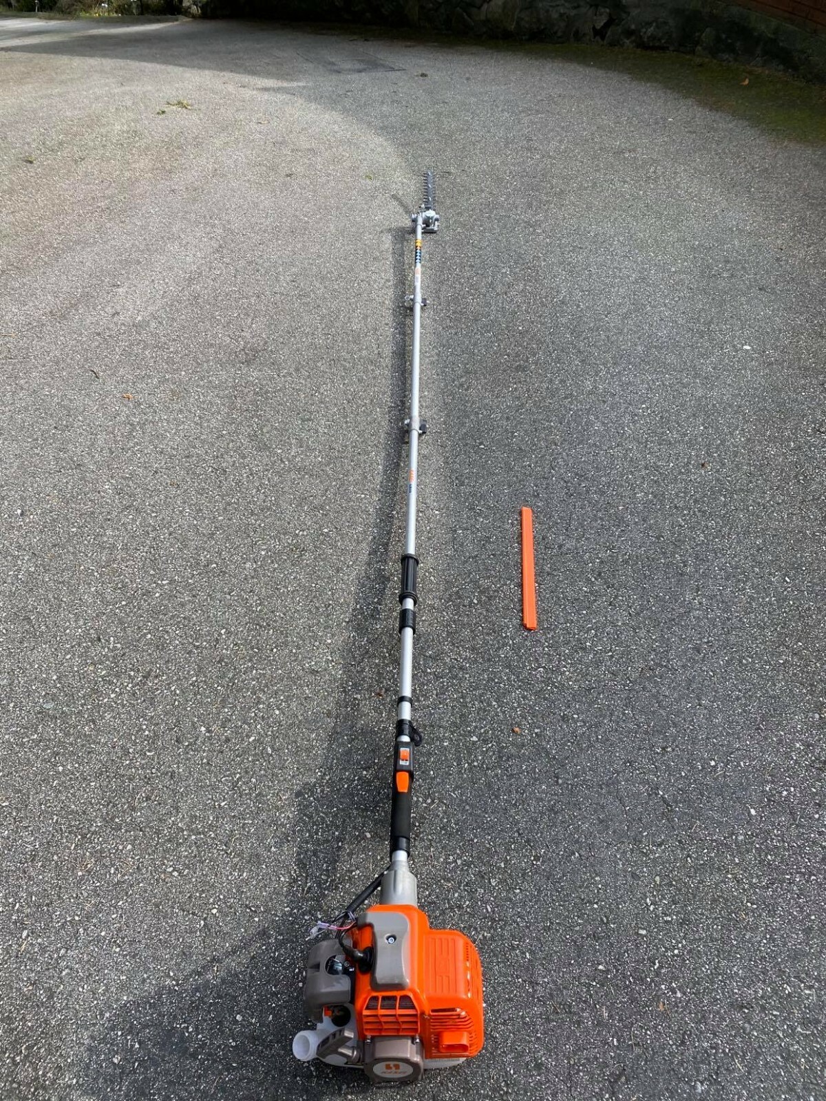 KASEI 43cc Gas-Powered Long-Reach Hedge Trimmer - 13ft Total Reach, 18in Blade 13 thumbnail image