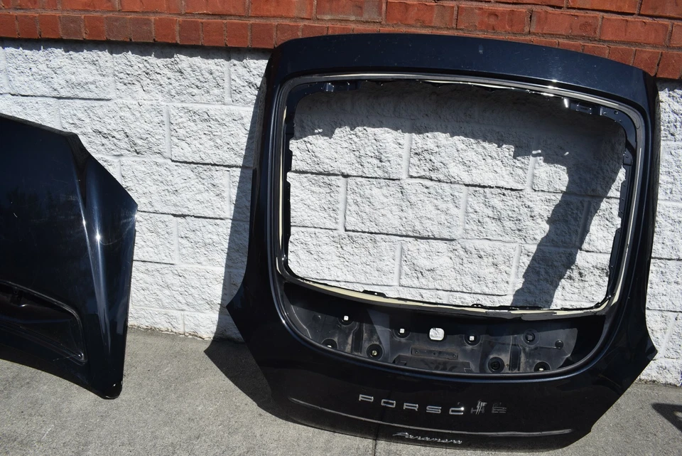 Puerta levadiza trasera Porsche Panamera 2014-2016 OEM de fábrica Foto 2 de 4