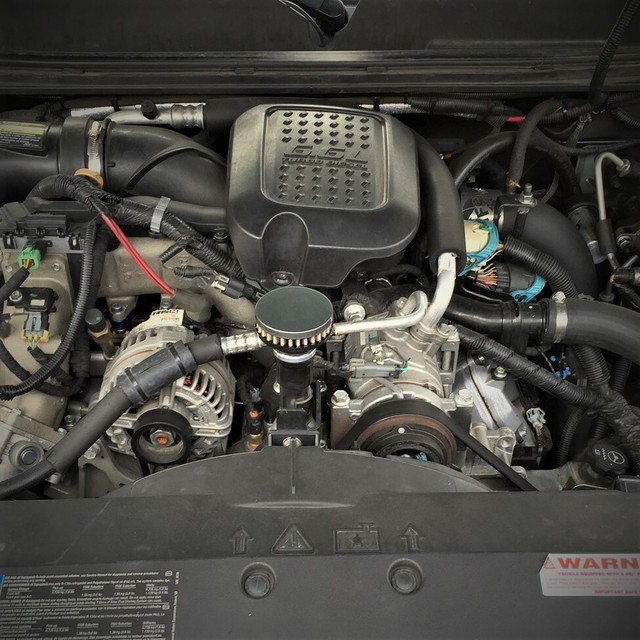 Valve Cover Breather for GMC Sierra 2500HD 6.6L Duramax Diesel (Gloss