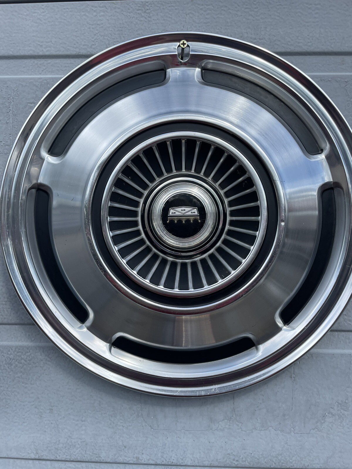 1970 Ford Ltd Hubcaps Set 4 Oem Beautiful Used Condition Hubcaps 15 ...
