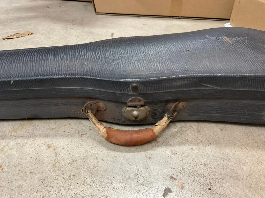 Vintage violin case outlet
