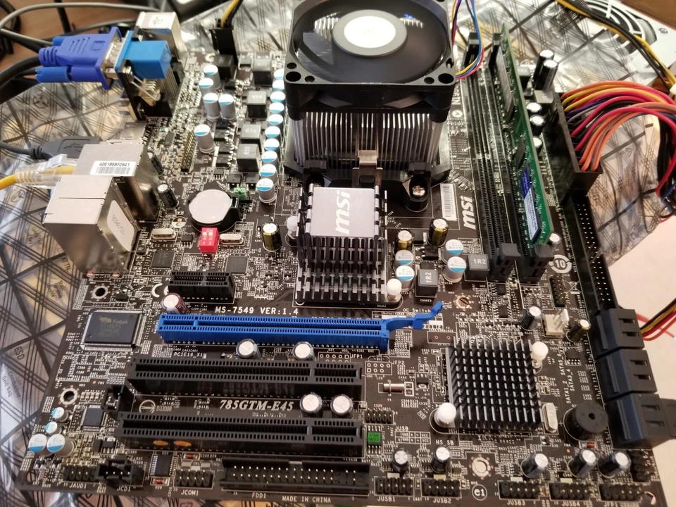 New tested MSI 785GTM-E45 AM2+ MB Combo with AMD Athlon 64 X2 & 1GB RAM - Image 4 of 4