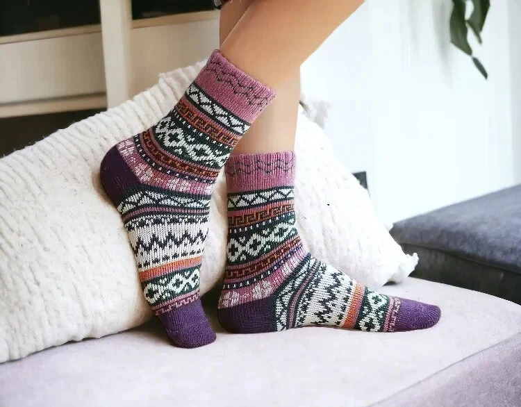 5 Pairs Nordic Winter Soft Warm Wool Ethnic Style Socks UK 4-7 - Image 4 of 4