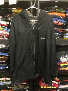 nike outlet windbreaker