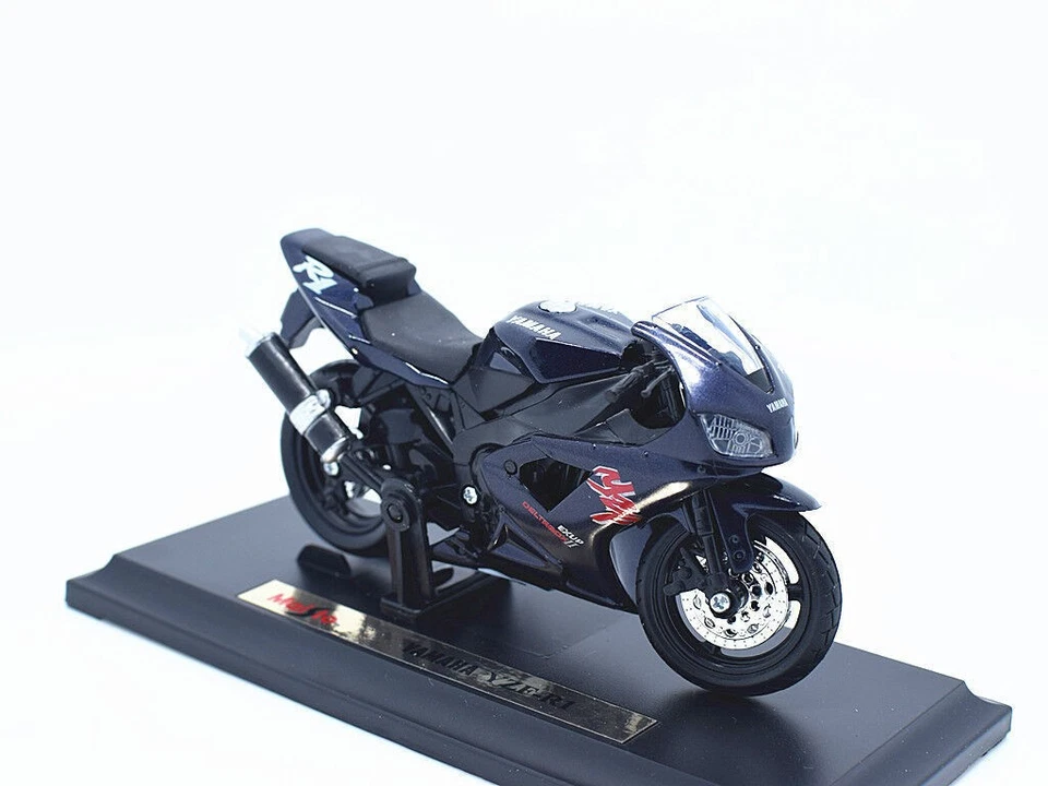 1:18 Maisto Yamaha YZF R1 Motorcycle Bike Model New in box - Image 3 of 4