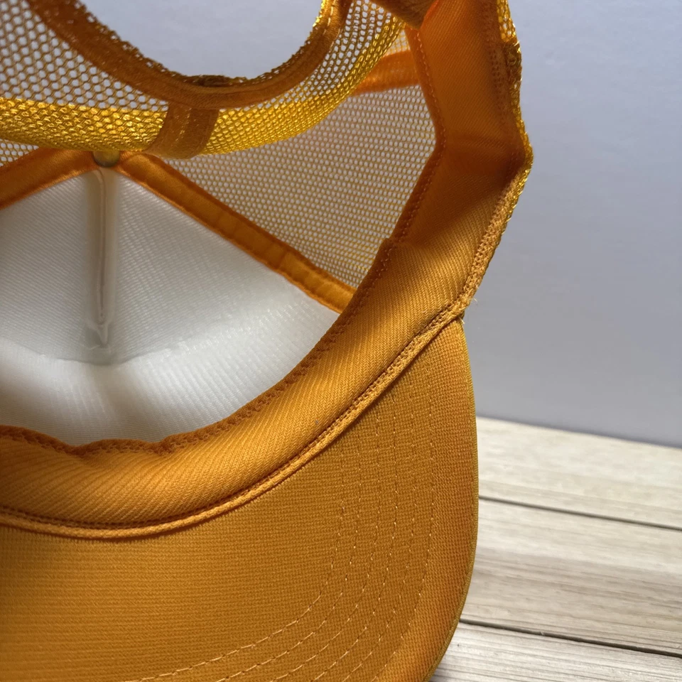 De colección Dale Earnhardt Wrangler Racing Team Trucker Snapback Gorra Sombrero Dorado Sin Usar Foto 4 de 4