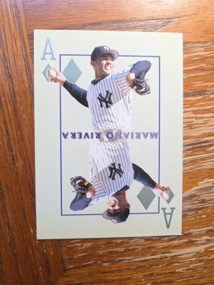2000 Pacific Invincible #16 Mariano Rivera Diamond Aces