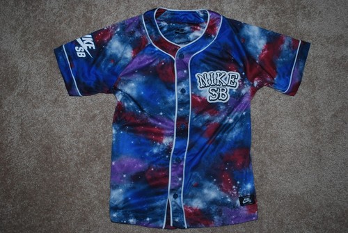 Nike SB Dri-Fit Cosmic Galaxy Button 