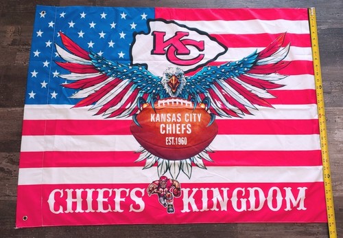 Chiefs Kingdom Bandiera Kansas City Chiefs NFL Calcio 30x39" Est 1960 - Foto 4 di 7