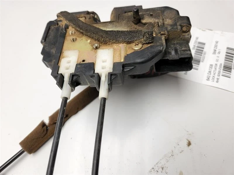 Actuador de cerradura de puerta trasera derecha Nissan Armada 2008 2009 OEM 82500-ZQ00A Foto 4 de 4