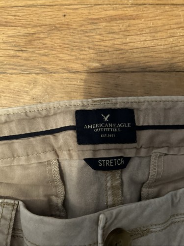 American Eagle MIDI pantaloncino elasticizzato donna taglia 6 marrone chiaro cucitura interna 3,5" - Foto 7 di 8
