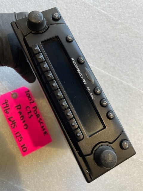 02 PORSCHE 996 911 C2 C4 OEM BECKER CR-220 STEREO RADIO 00-04