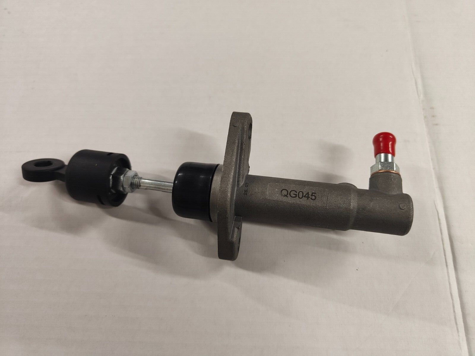 Clutch Master Cylinder for Hyundai Coupe, Elantra, Tiburon eBay