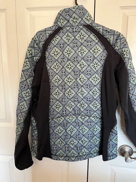 Vestes et manteaux d'équitation avec manches