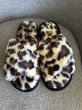 Leopard print faux fur slides leopardprint slides furry