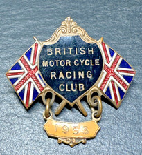 1953 BRITISH MOTOR CYCLE RACING CLUB ENAMEL CLIP WITH FLAGS H519