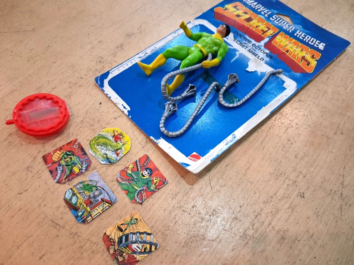 1984 MARVEL SECRET WARS Figure DOCTOR OCTOPUS with Holo Shield & Inserts MATTEL