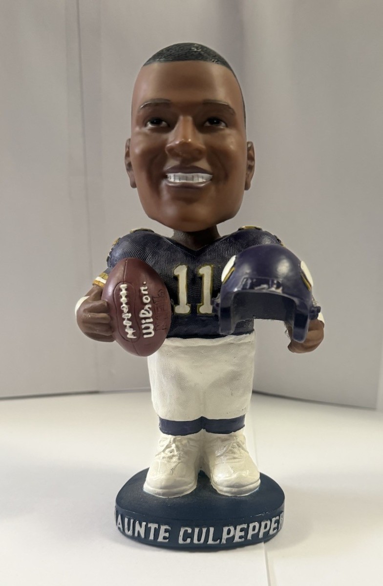 Daunte Culpepper Bobblehead Minnesota Vikings Football - Broken