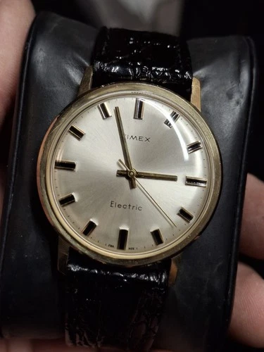 Timex Electric 1960s France Gold Tone Mens Vintage 1960s Watch Classic Retro