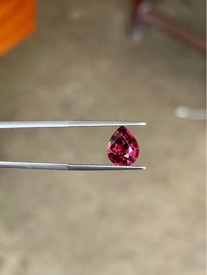 Certified 3.38 Carats Natural Rhodolite Garnet Faceted Stone from US seller