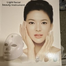 LED Light Therapy Mask Adjustable Plastic White Beauty Facial Device