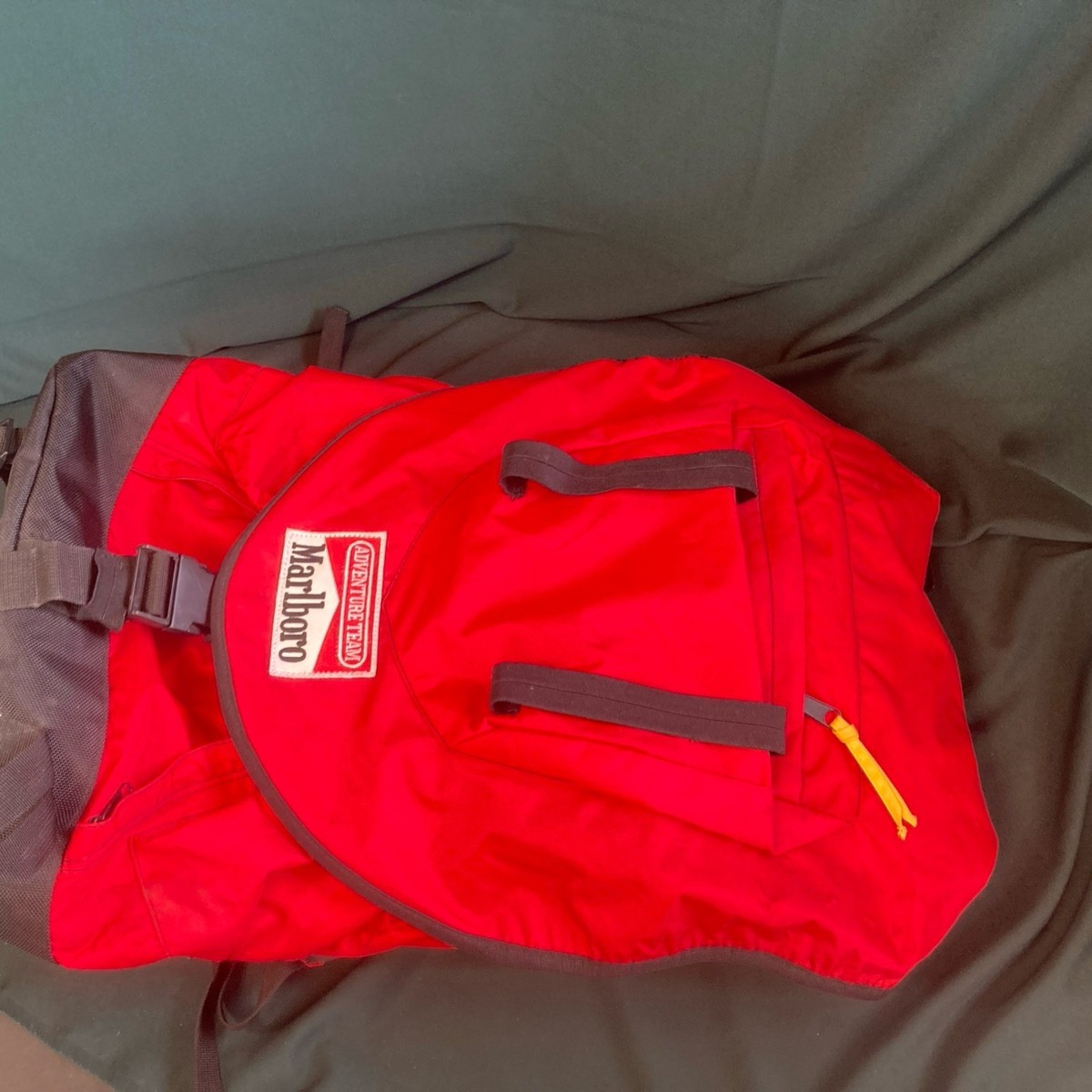 Marlboro マルボロ ADVENTURETEAM ワンショルダーバッグ 赤 Vintage Marlboro Adventure Team 2pc Hiking Bag & Backpack | eBay