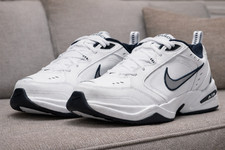 Nike Air Monarch IV 4E Extra Wide Men White Navy Blue Walking Shoes 416355-102