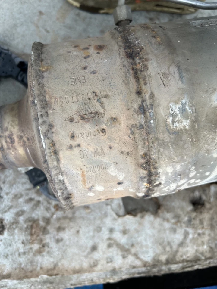 VW T6 TRANSPORTER GENUINE SINGLE CHAMBER DPF / DIESEL PARTICULATE FILTER - Image 4 of 4