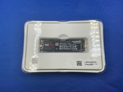 MZ-V8P1T0B/AM Samsung 980 PRO 1TB PCIe 4.0 NVMe M.2 2280 SSD MZ-V8P1T0