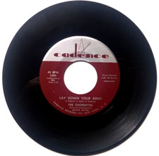 THE CHORDETTES - Lay Down Your Arms / Teen Age Goodnight 7" - Vinyl 45 G8OW-8609