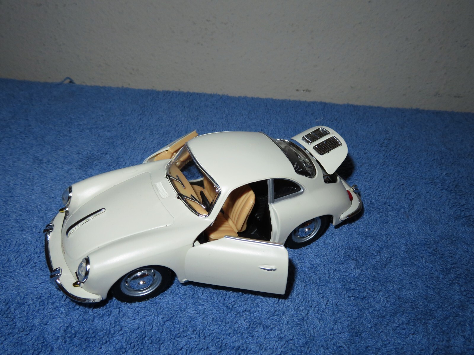 Picture 2 of 9