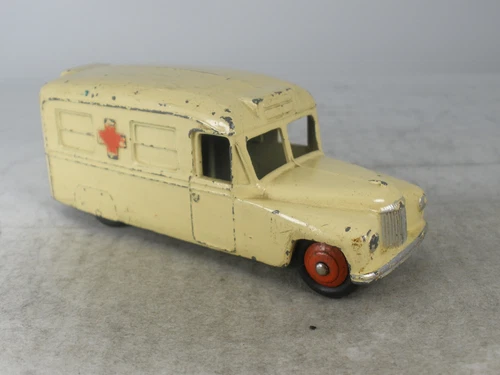 Made in England Dinky Toys Daimler Ambulance #30H NICE