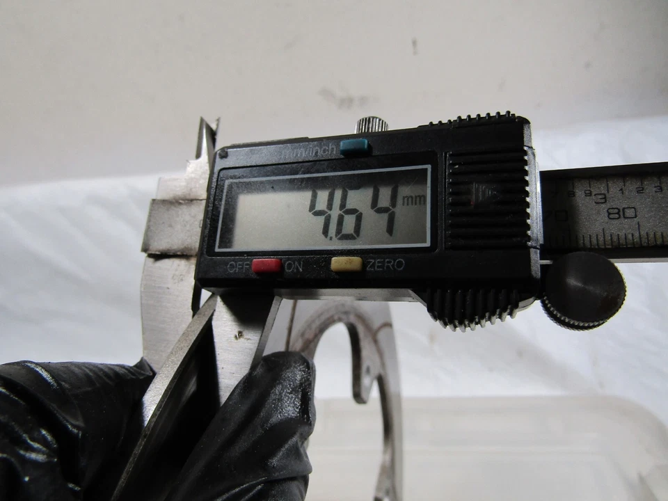 Juego de discos de rotor de freno delantero Honda 84 85 VF700 S Sabre 700 V45 OEM 4,62 mm 4,64 mm Foto 3 de 4