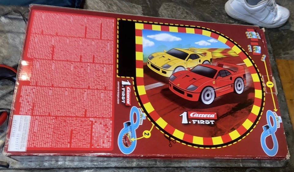 Carrera First Ferrari F40 Racing 2 juegos 20063015 a batería 1/43 usado Foto 2 de 4