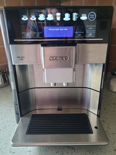 Siemens EQ.6 plus s700 Kaffeevollautomat - Edelstahl neuwertig -noch Garantie