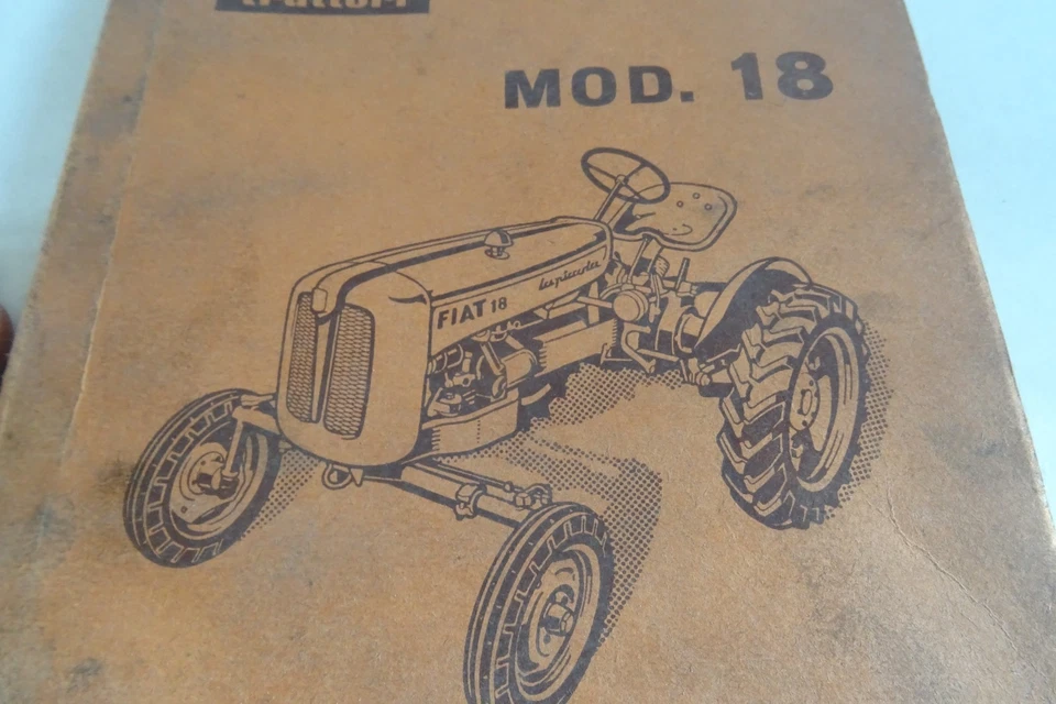 catalogo parti di ricambio trattore Fiat La Piccola mod.18 trattrice tractor - Immagine 3 di 4