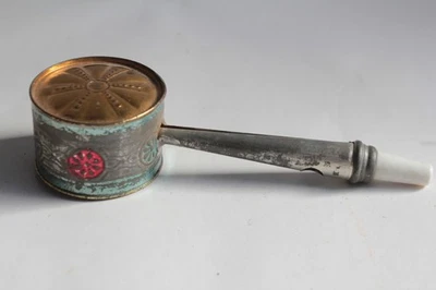 Ancien Hochet Sifflet tôle Jouet (70370) - Photo 1/4