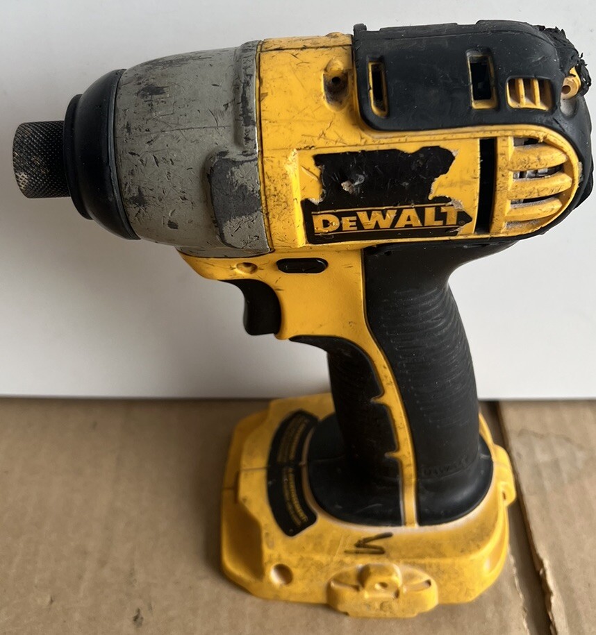 DeWalt DCF826 18V Cordless 1/2