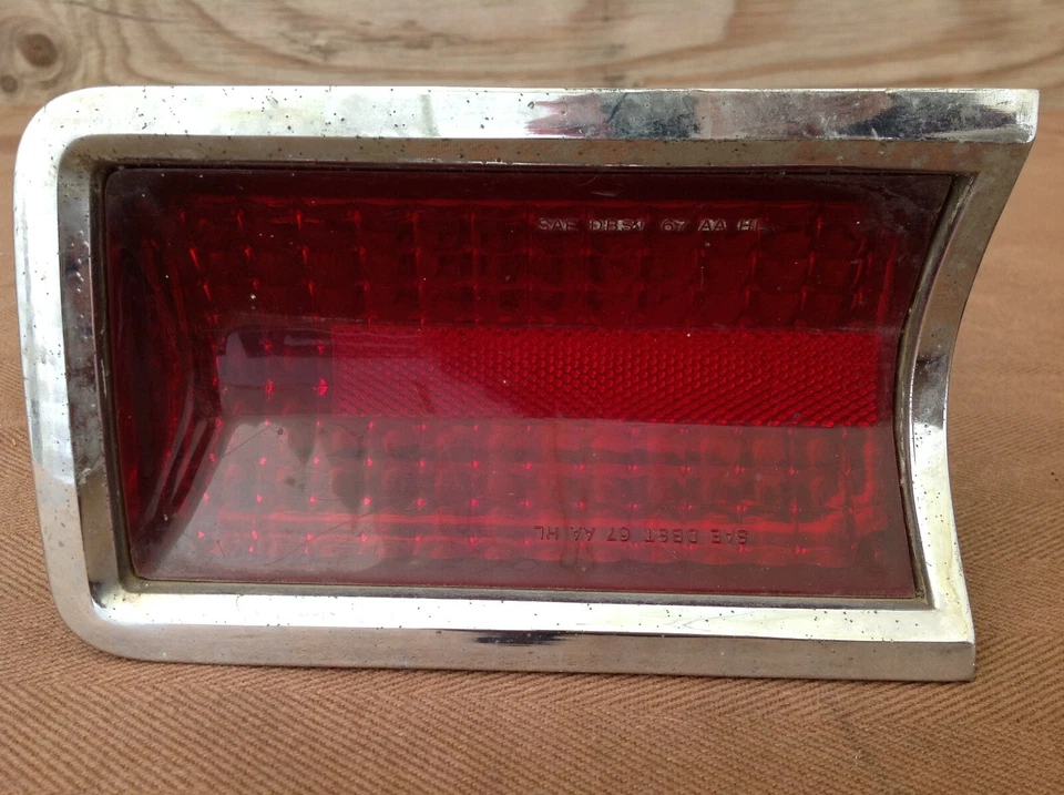 Juego de montaje de luces traseras AMC American Rambler 1967, lado izquierdo y derecho Foto 3 de 4