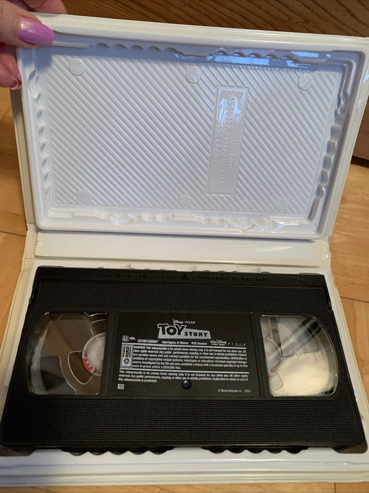 Toy Story (VHS, 2000, Special Edition Clam Shell Gold Collection) - Image 3 of 4