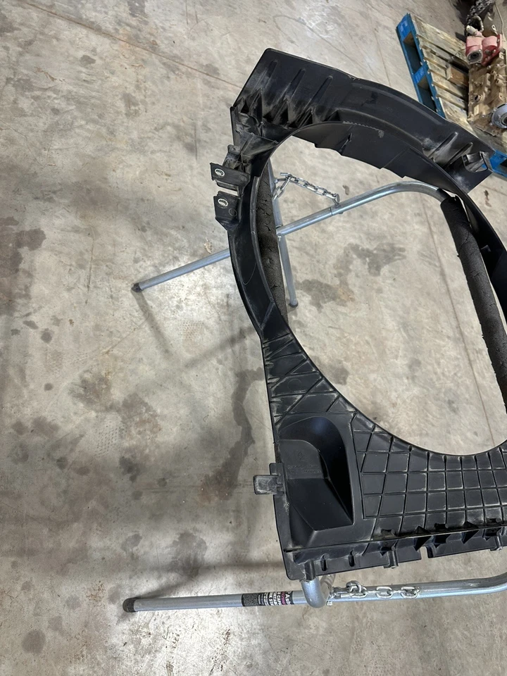 Cubierta de ventilador Mopar genuina diésel Ram 2500 3500 Cummins 68090676AA Foto 3 de 4