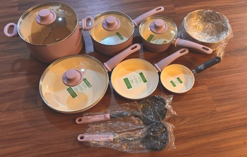 13-Piece Soft Grip Toxin-Free Healthy Ceramic Non-Stick Cookware Set (M470) - Picture 2 of 3
